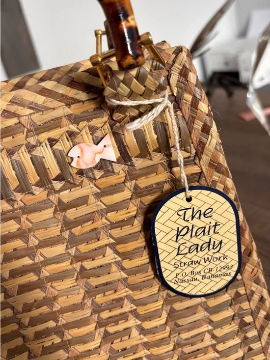 The Plait Lady - Bahamian Handwoven Straw Tote - Picture 5 of 6